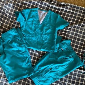 Greys anatomy scrub set with extra pant